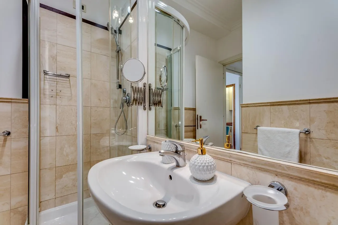 Sweet Inn Via Dei Greci Rome Apartment